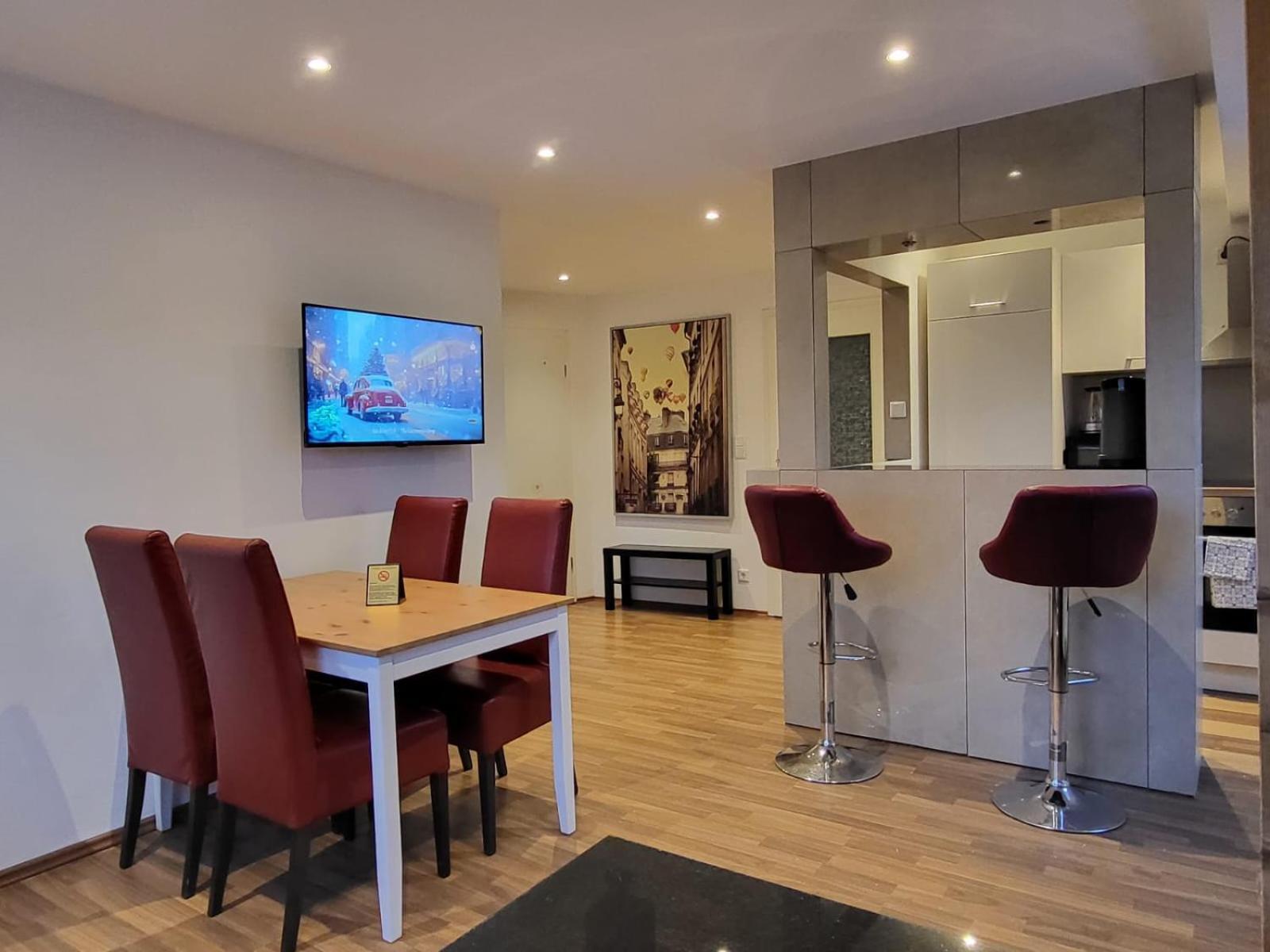 Ny-Golden Apartments-Dortmund Airport ภายนอก รูปภาพ